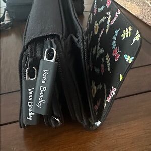 Vera Bradley EUC Black Nylon All-In-One Clutch Wallet (has D-rings for strap)